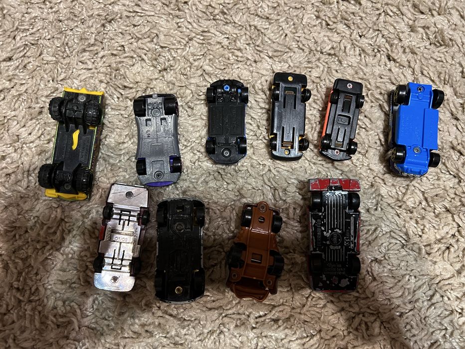 Машинки модельки