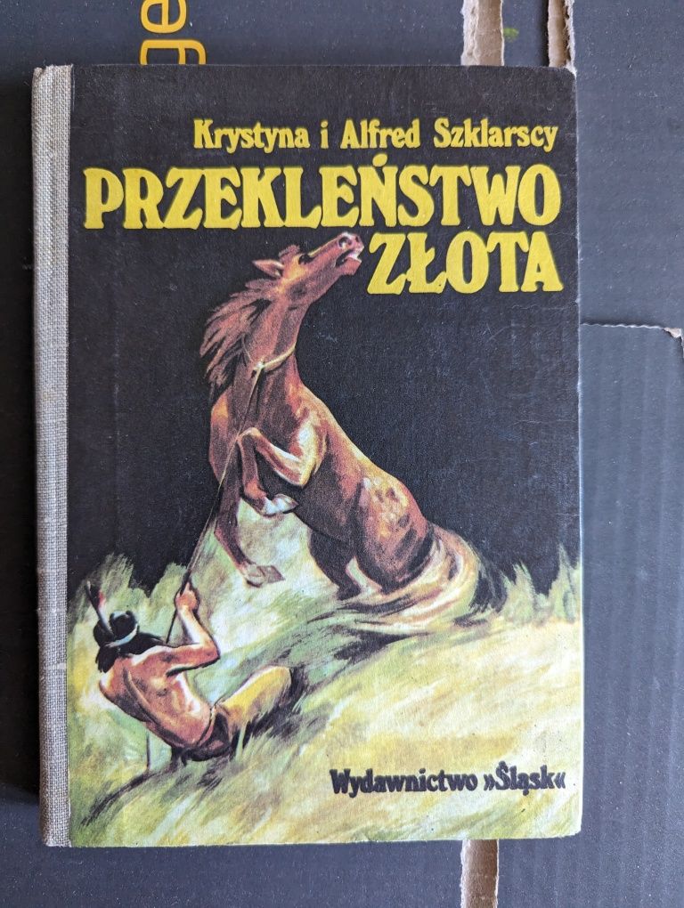 Przekleństwo Zlota Książka Szklarscy