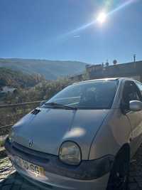 Renault Twingo 2001 bem conservado