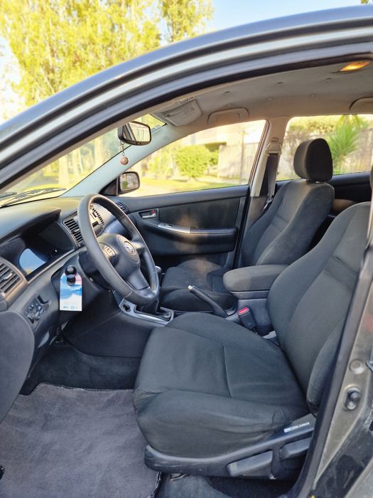 Toyota Corolla 2005 1.4 VVT-i 2005 poucos km!