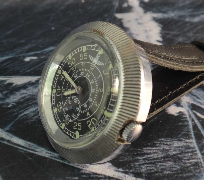 Часы Победа механические винтажные обслужены точный ход