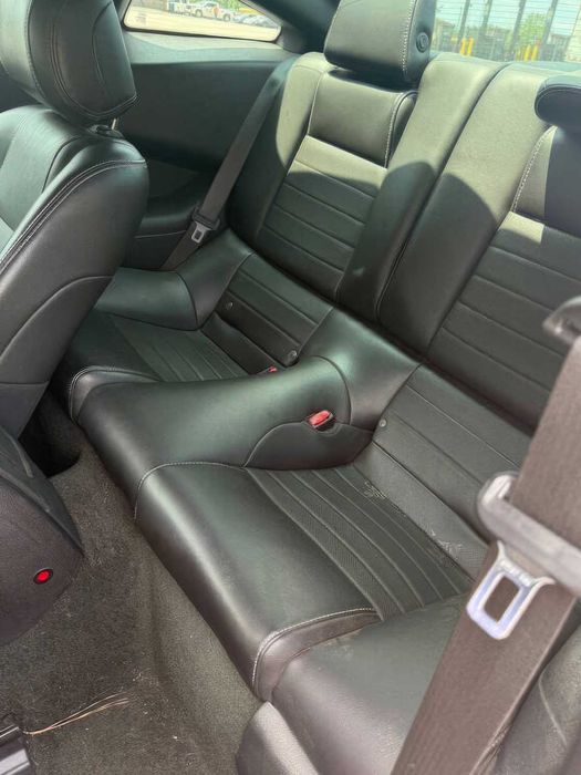 Ford Mustang GT Premium      2014