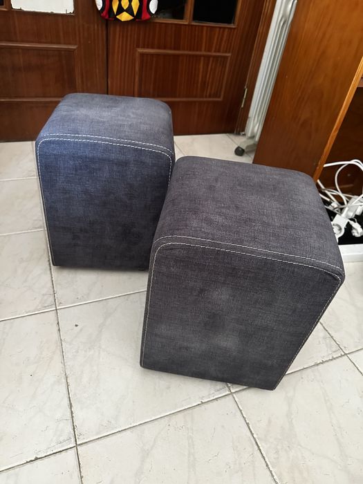 Bancos puff em tecido tipo ganga