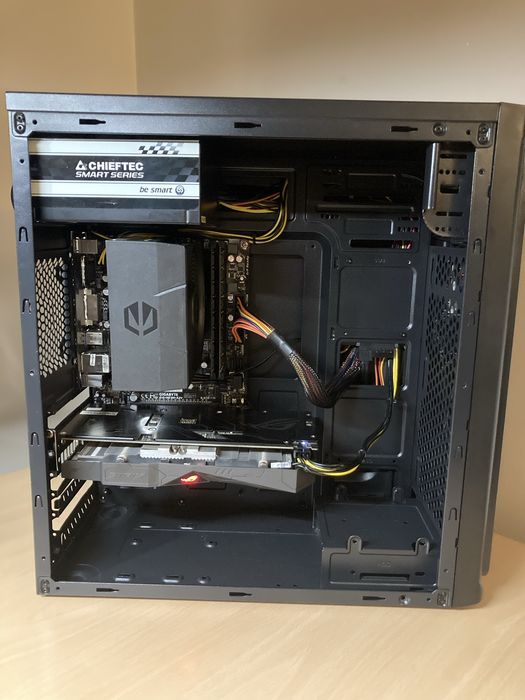 Komputer do gier i5-4460 / GTX 1050 Ti / 16GB RAM / SSD 250GB / WIN 10