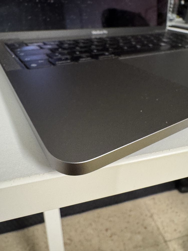 Macbook Pro 13” (2021) com 2tb ssd
