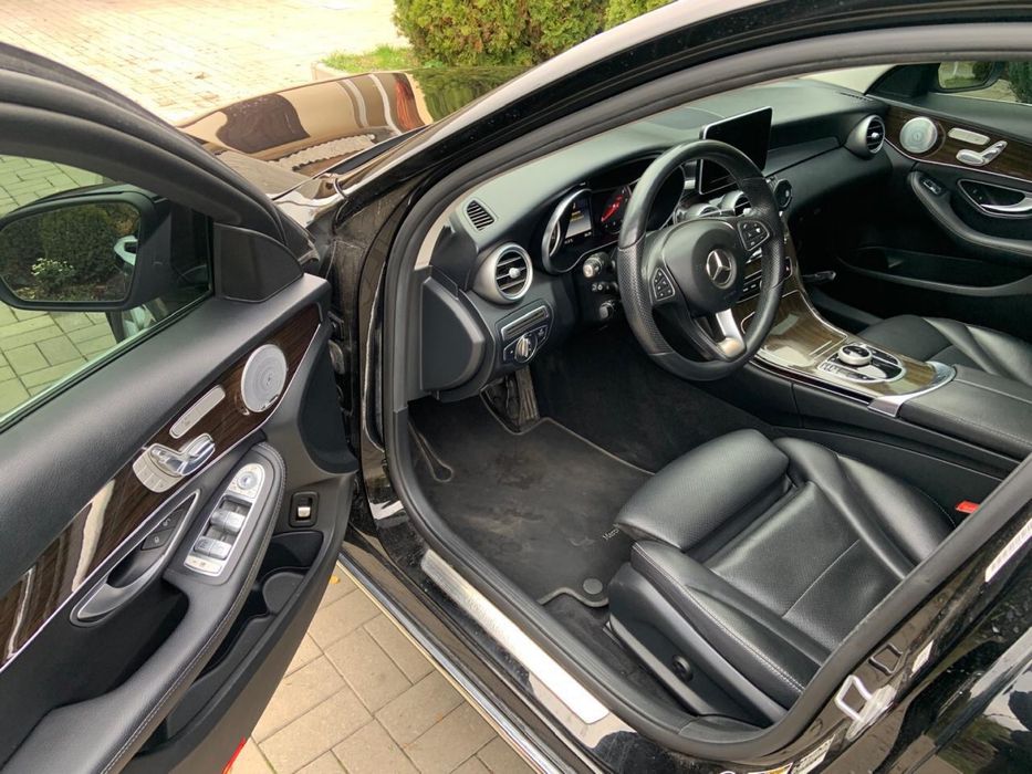 Mercedes-benz c300 4matik