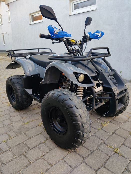 Дитячий квадроцикл 125 кубів в хорошому стані