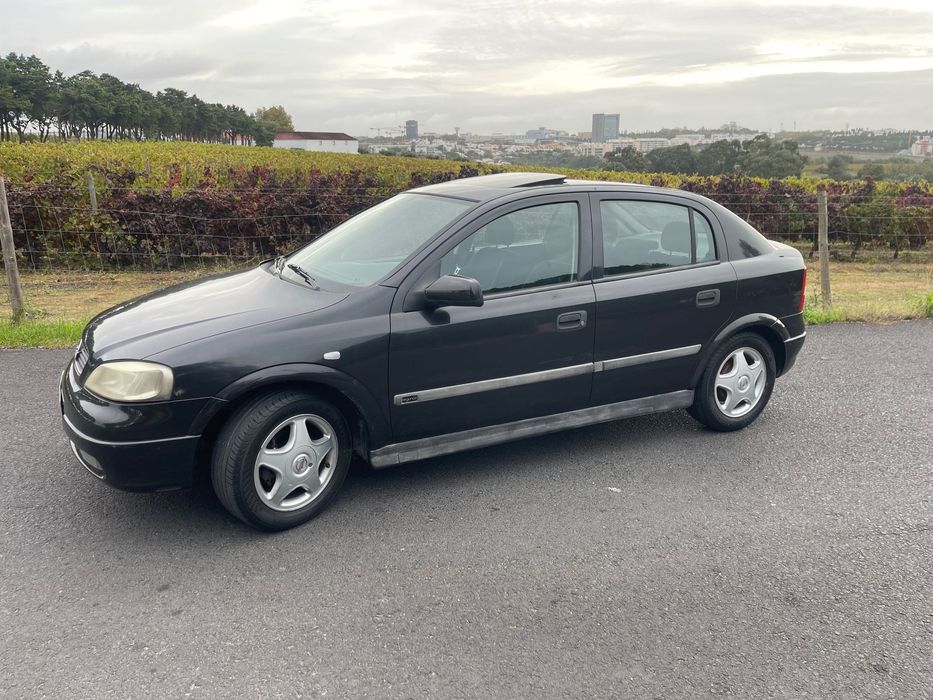 Opel Astra 1.4 Elegance