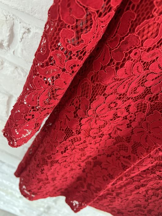 Sukienka Mohito XS czerwona koronka