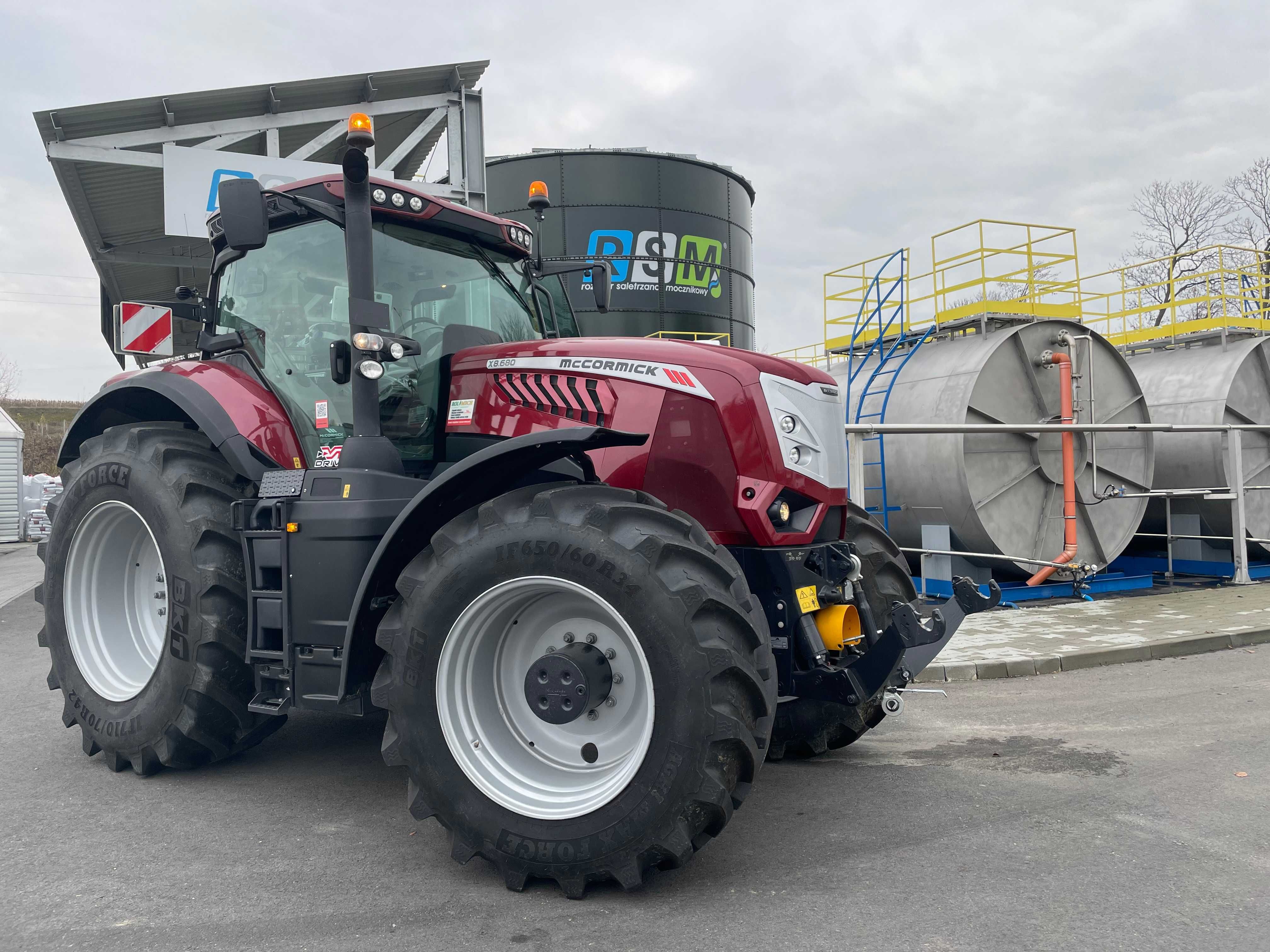 Ciągnik McCormick X8.631 model 2024r