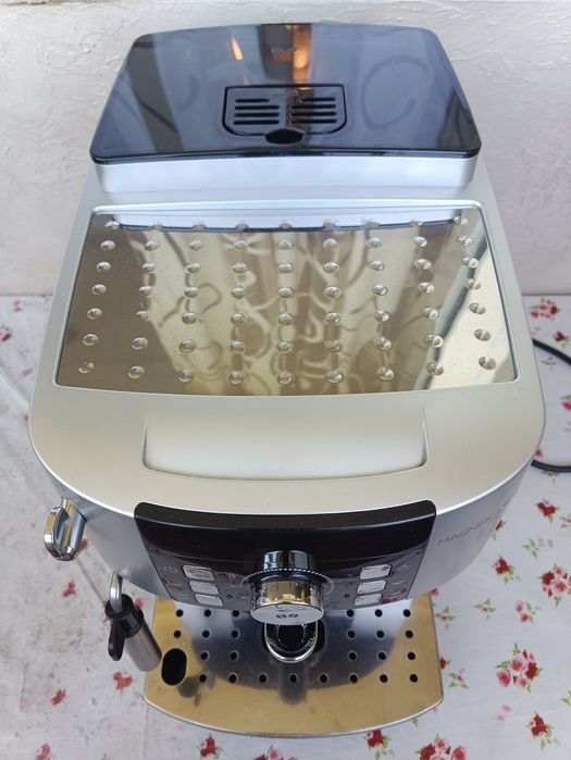 Кавомашина Delonghi Magnifica S