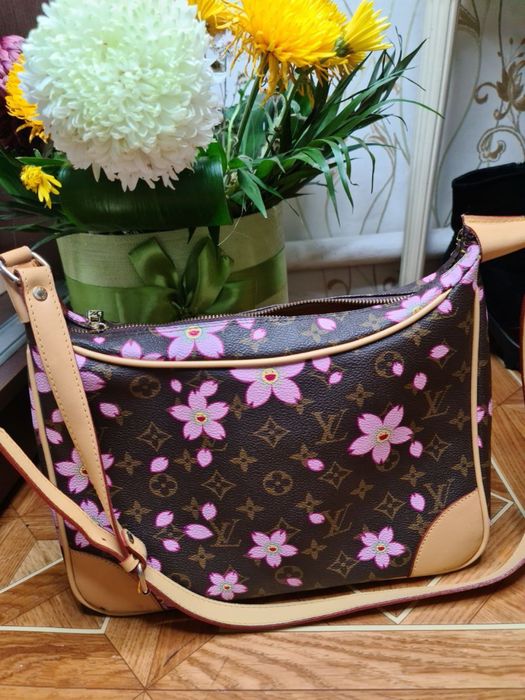 Сумка Louis Vuitton