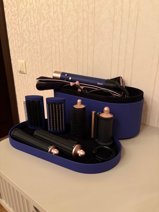 стайлер Дайсон в гарному стані