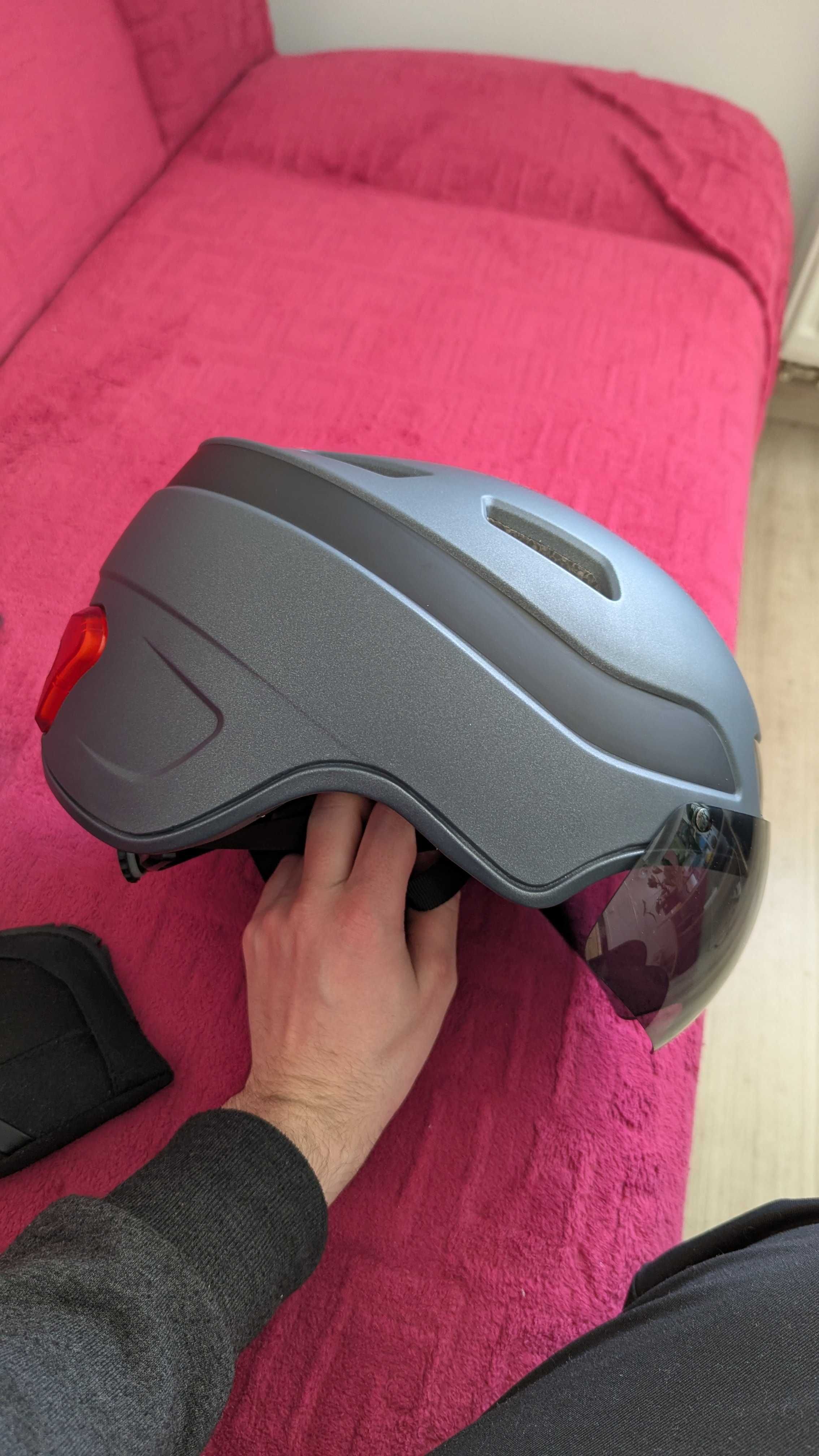 Inteligentny kask rowerowe 58-62cm z LED i Bluetooth