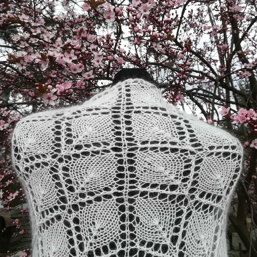 Ręczna robiona chusta ślubna – elegancja, komfort i styl