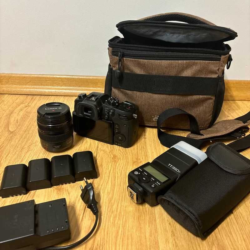 aparat/ kamera Panasonic Lumix DC-GH5 + obiektyw + lampa błyskowa