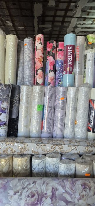 Шпалери зі складу