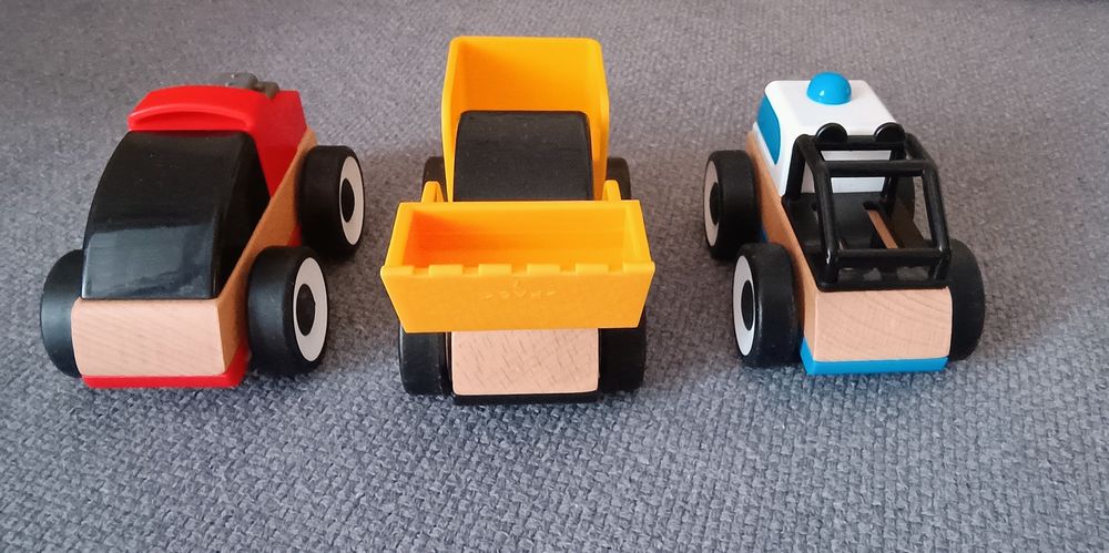 Autka drewniane IKEA