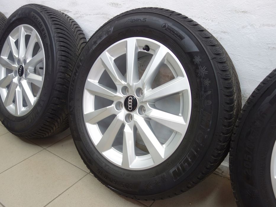 205/60R16 5x100 Koła zimowe Michelin Audi A1  jak nowe