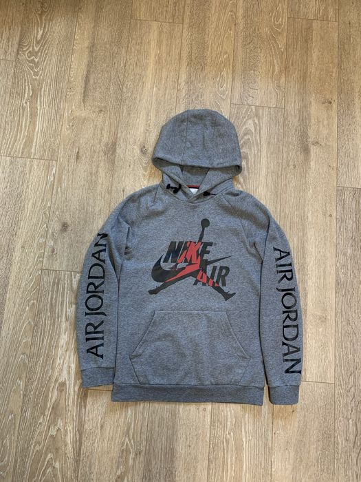 Худи Air Jordan на лампасах