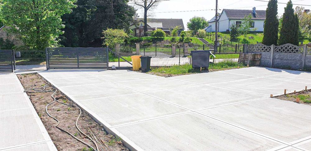 Posadzka przemysłowa wylewka betonowa płyta denna chudziaki fundamenty