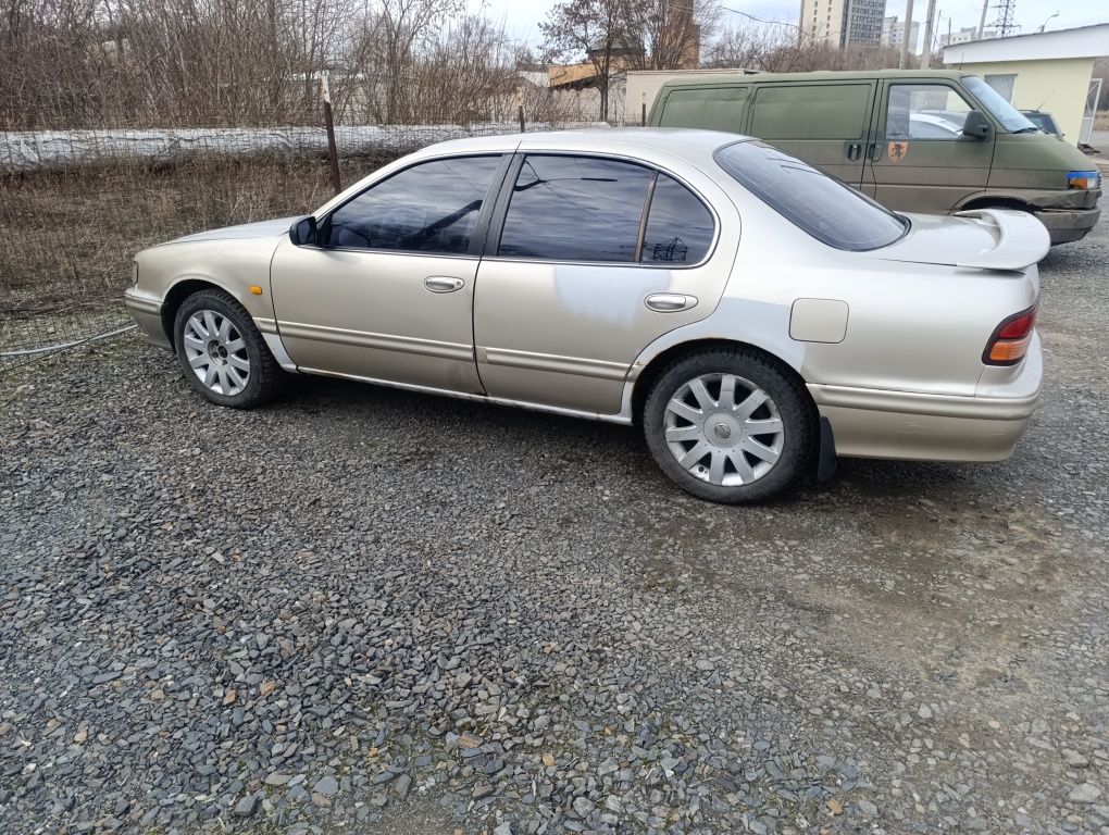 Nissan Maxima A32
