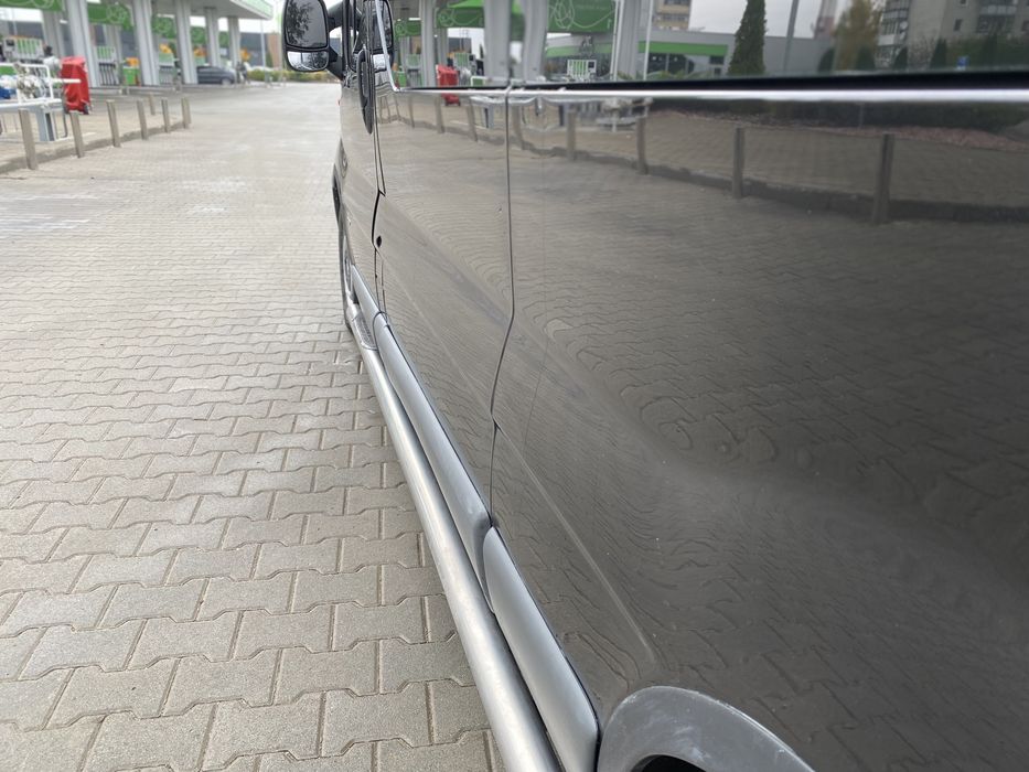 Продам Opel Vivaro 1,9 maxi база