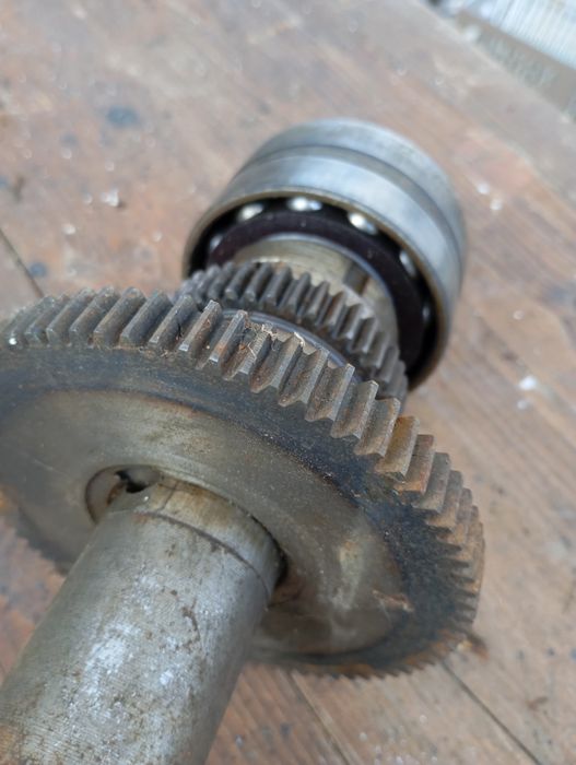 Продам вал на НГФ.