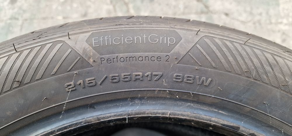 P22 4 x 215/55R17 Goodyear Efficient Grip Performance 2 98W XL letnie
