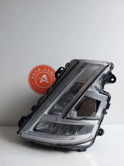 Lampa przednia lewa Volvo FH5 led LH