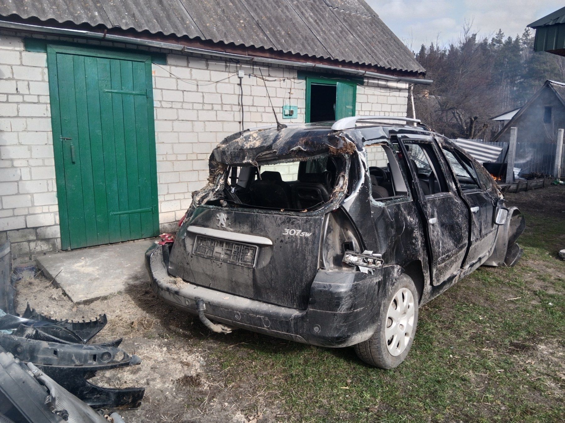 Peugeot 307 пежо потребує кузовного ремонту
