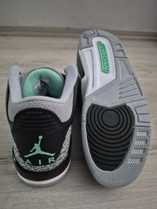 Кросівки Air Jordan Retro 3