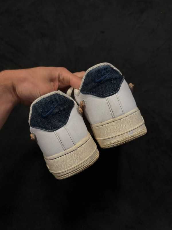 Nike Air Force 1 Low Removable Swoosh - Size 42.5