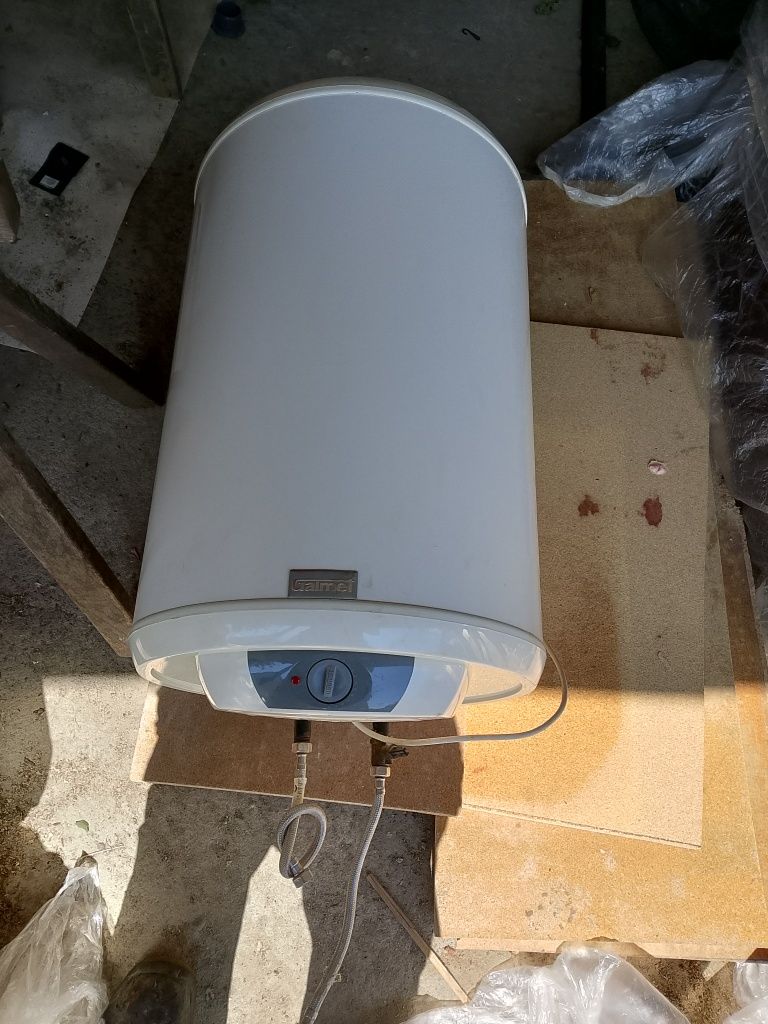 Bojler elektryczny 60l