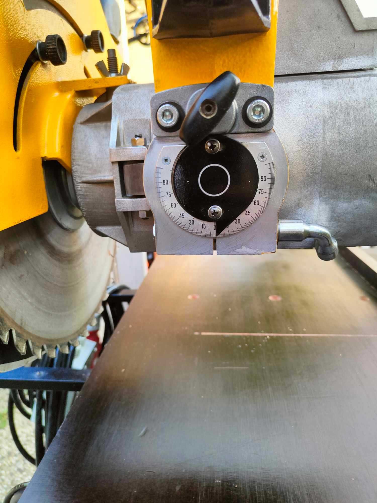 Piła radialna DeWalt 722 350mm  ukośnica stołowa wieloczynnościowa
