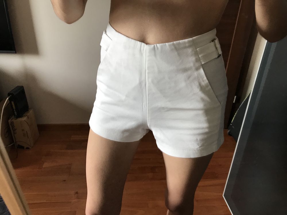 Szorty spodenki krótkie białe bershka