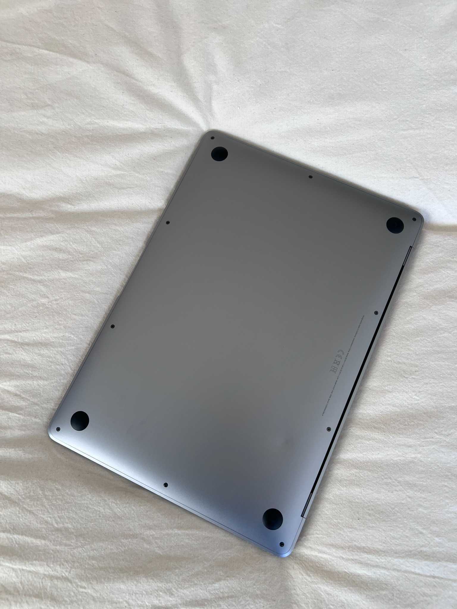 Apple MacBook Air