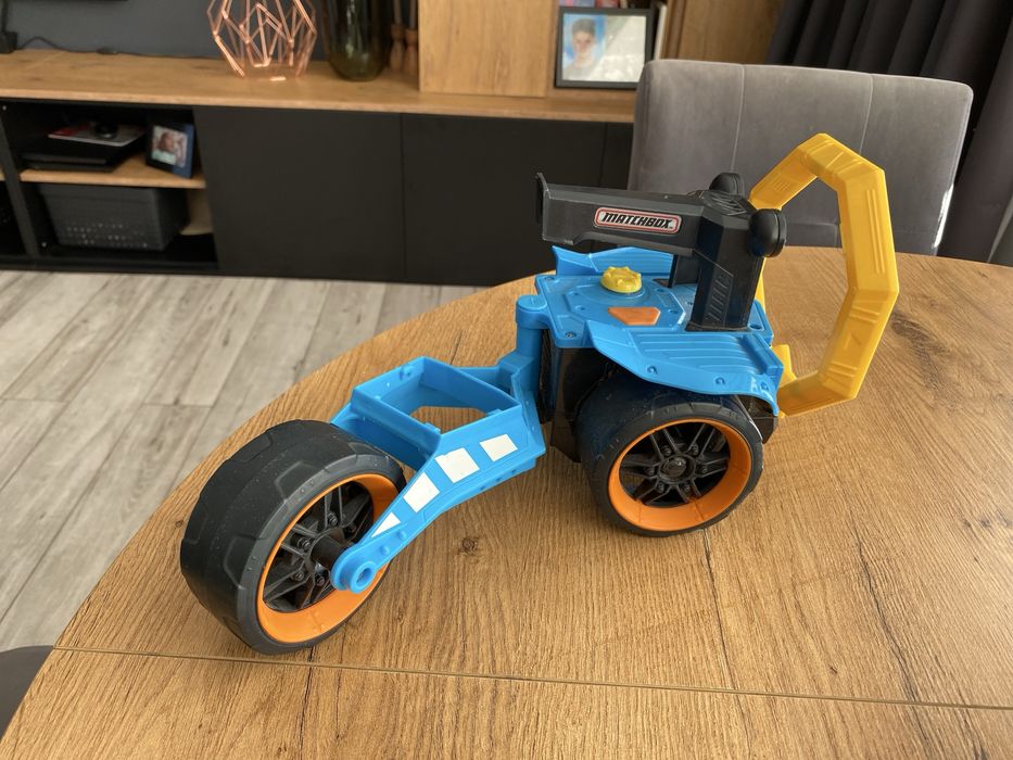 Zestaw zabawek pojazdów.