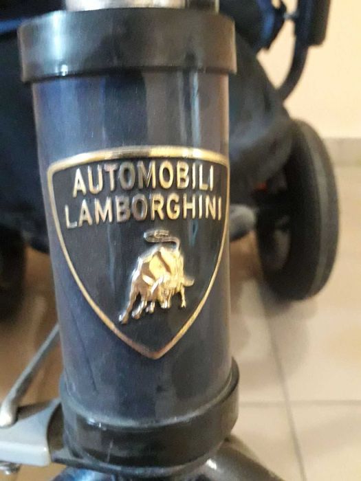 Велосипед триколісний дитячий Lamborghini