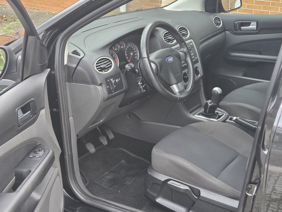 Ford Focus 1.4 Trend, 2006, Impecável