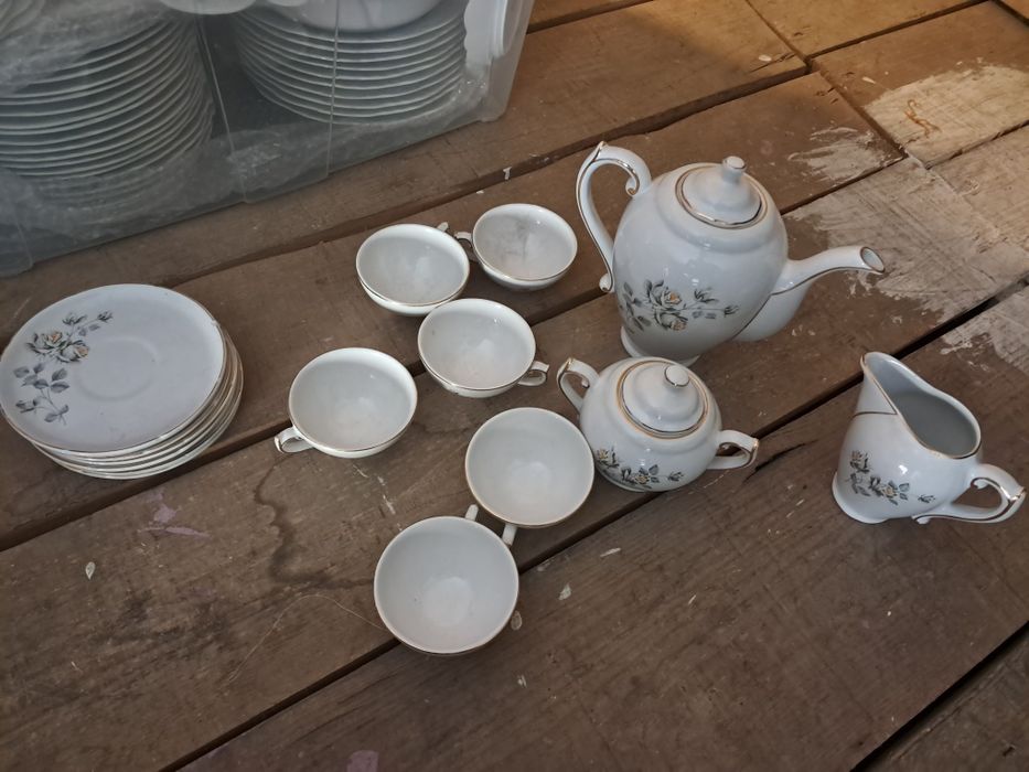 Conjunto Chã e café 15 peças.  Loiça de Sacavém