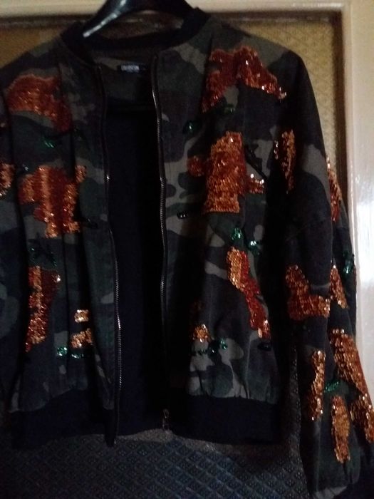 Kurtka bomberka khaki jeans Disco cekiny M