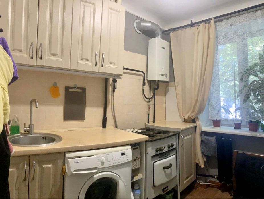 Продажа 1-комн квартиры просп.Б.Хмельницкого,120