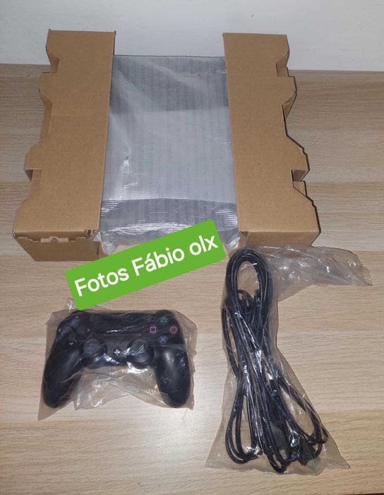 Ps4 Slim de 1 TB C/Caixa + 1 Comando Original + 3 Jogos Incluindo