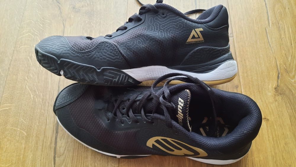 Vendo tênis Bullpadel tamanho 38