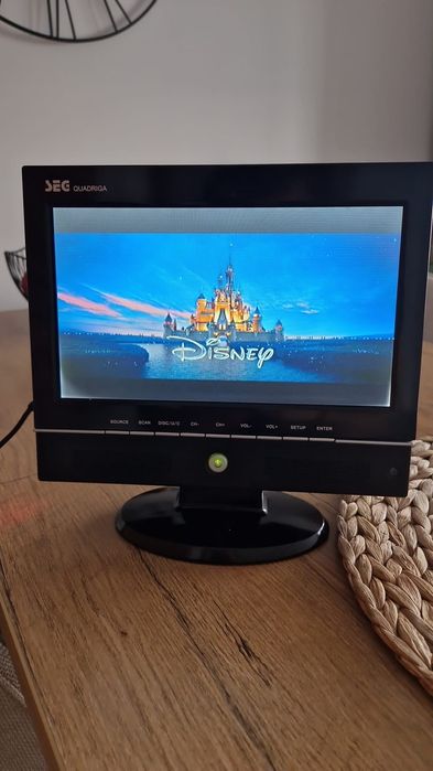 Przenosny Odtwarzacz DVD SEG