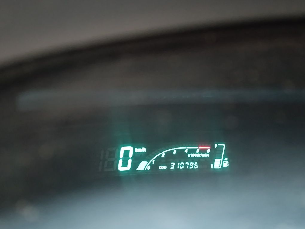 Sprzedam Toyotę Yaris 1 generacji z silnikiem. 1.4d