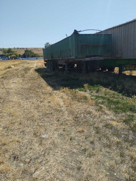 Продам причіп на запчастини