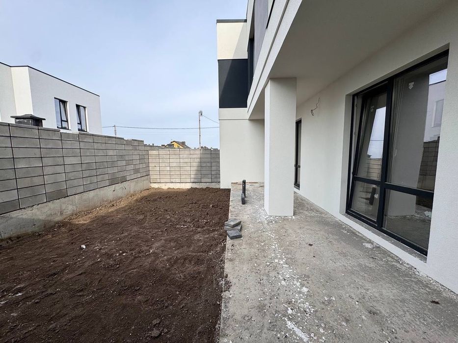 Продаж котеджу в КМ "Ягуар"