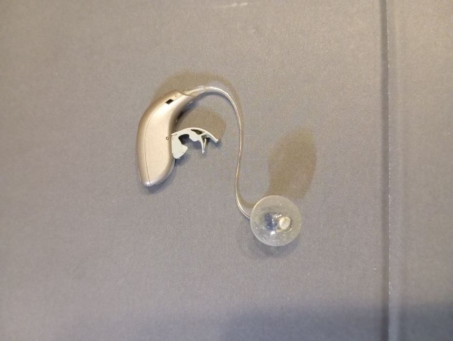 Aparat słuchowy oticon